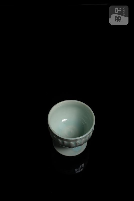 湖田窑莲瓣纹高足杯 - 图2